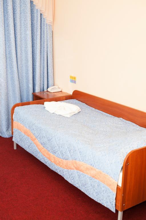 Hotel Cooperator Kiev Room photo