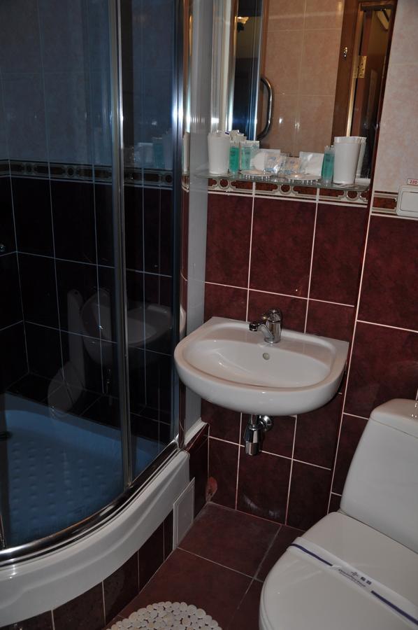 Hotel Cooperator Kiev Room photo