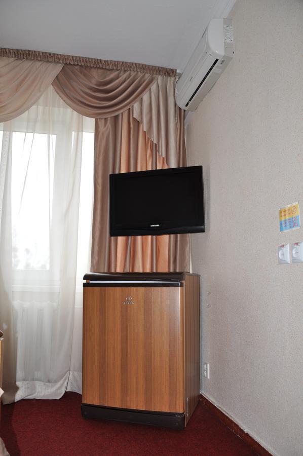 Hotel Cooperator Kiev Room photo